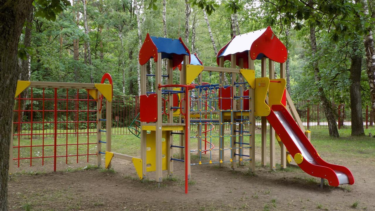 Отель Kupalinka Гродно Экстерьер фото